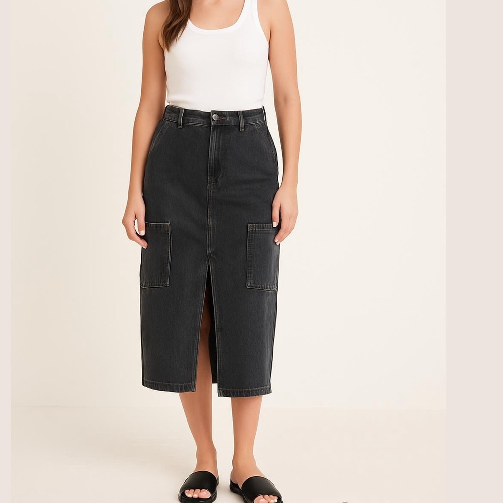 Old Navy mid rise Denim Skirt dark wash denim cargo skirt front slit size 14